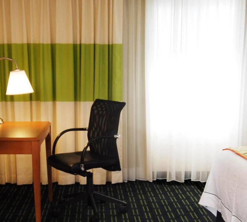 Fairfield By Marriott Rochester Henrietta/University Area Buitenkant foto